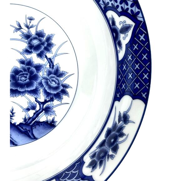 Imari Blossom China Retired Blue White Floral Butterfly 9" Serving Bowl-Rare! - Picture 4 of 8